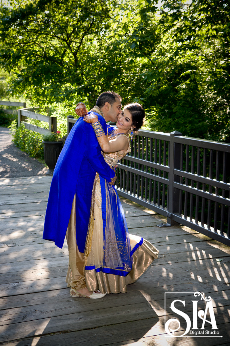 This Wedding Couple Breaking the Monotony with the Color Blue !