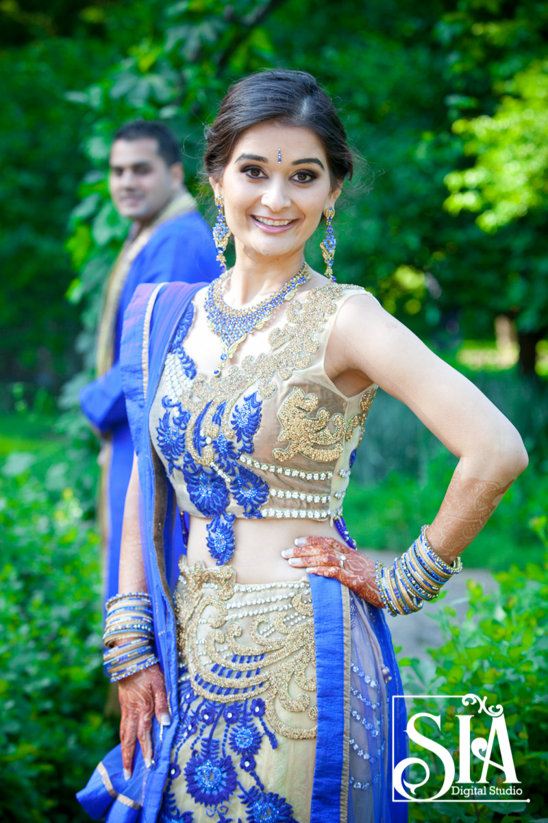 This Wedding Couple Breaking the Monotony with the Color Blue !