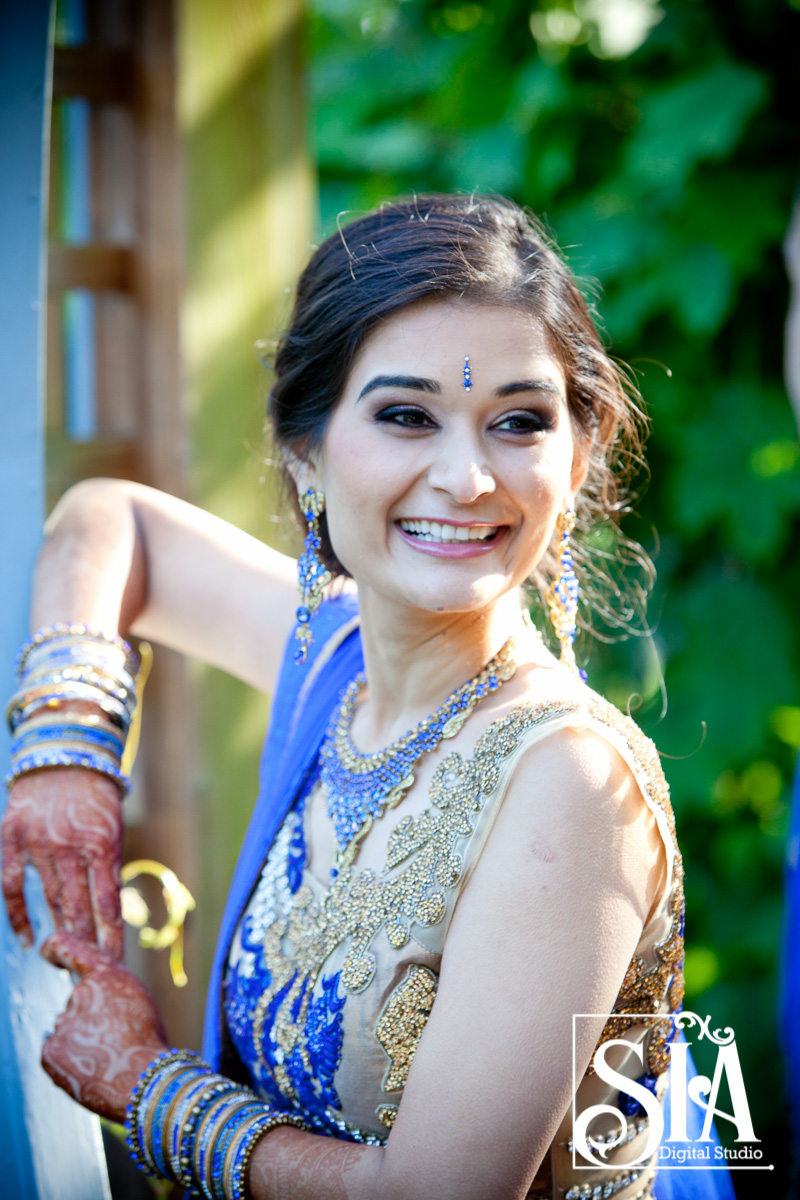 This Wedding Couple Breaking the Monotony with the Color Blue !