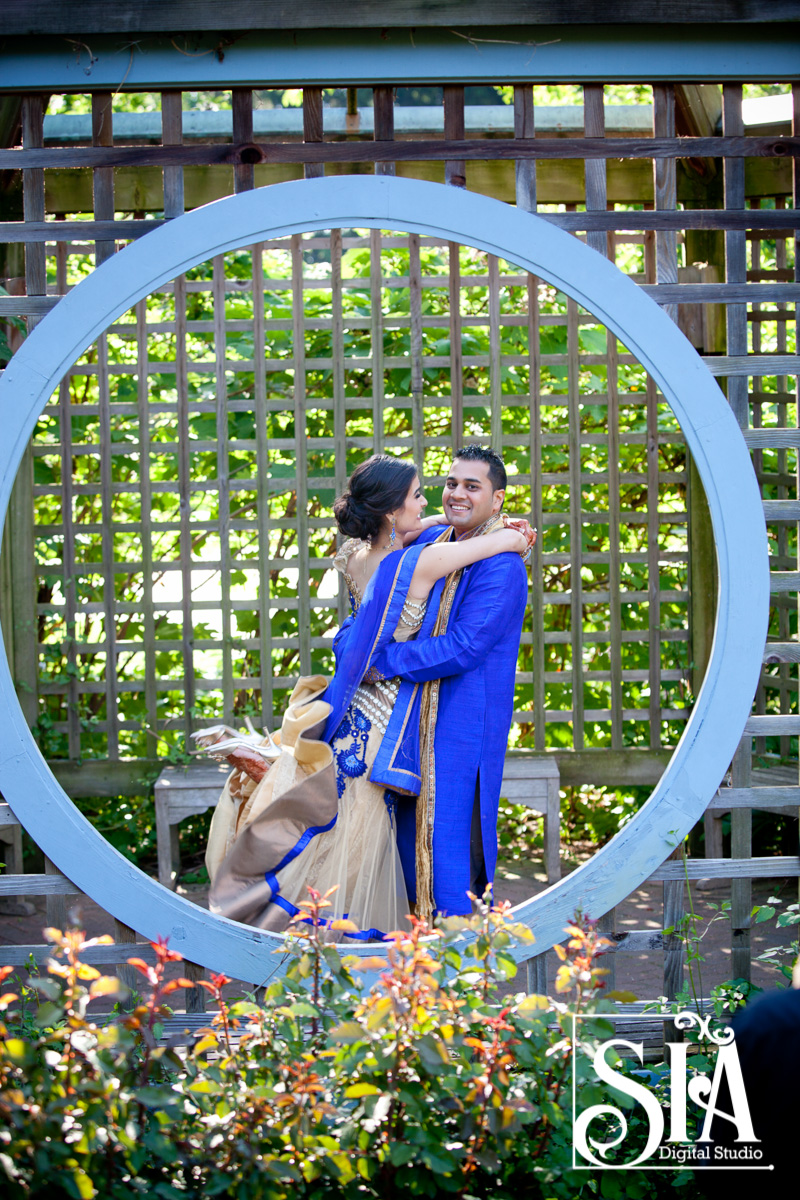 This Wedding Couple Breaking the Monotony with the Color Blue !