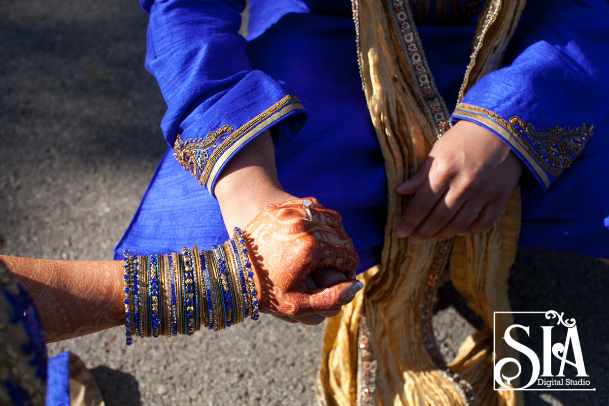 This Wedding Couple Breaking the Monotony with the Color Blue !