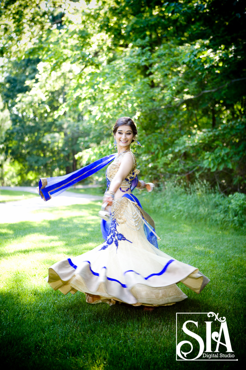 This Wedding Couple Breaking the Monotony with the Color Blue !