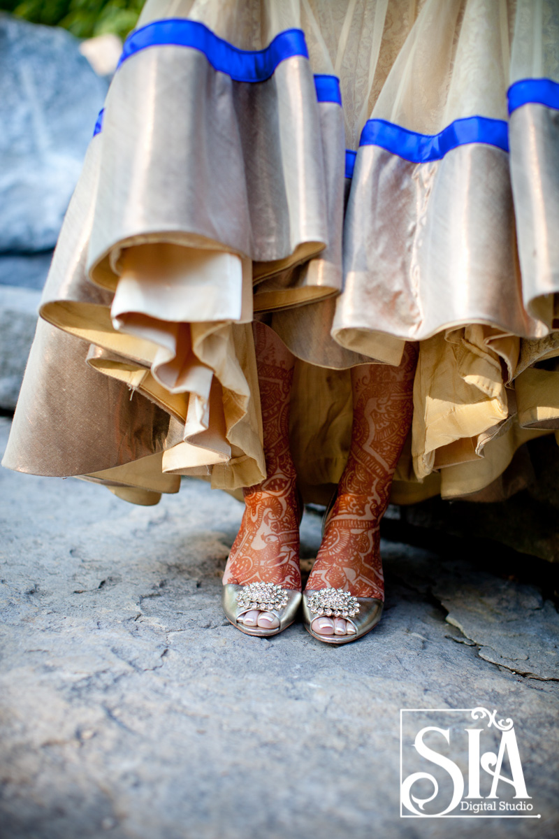 This Wedding Couple Breaking the Monotony with the Color Blue !