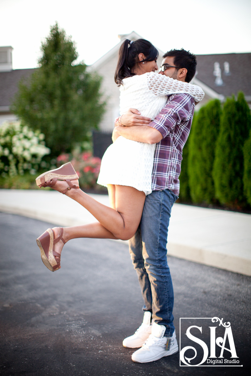 Ami & Ronak || Pre Wedding Photo Shoot