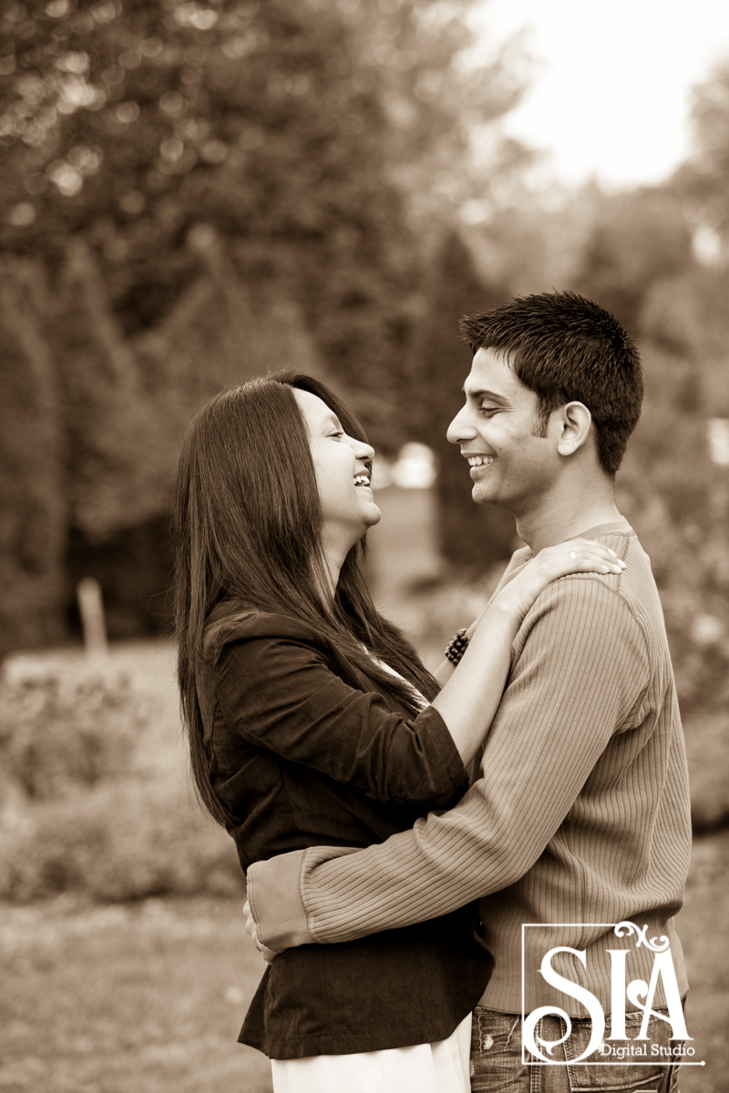 Summer Pre-wedding Photo shoot with Mitul & Poonam!