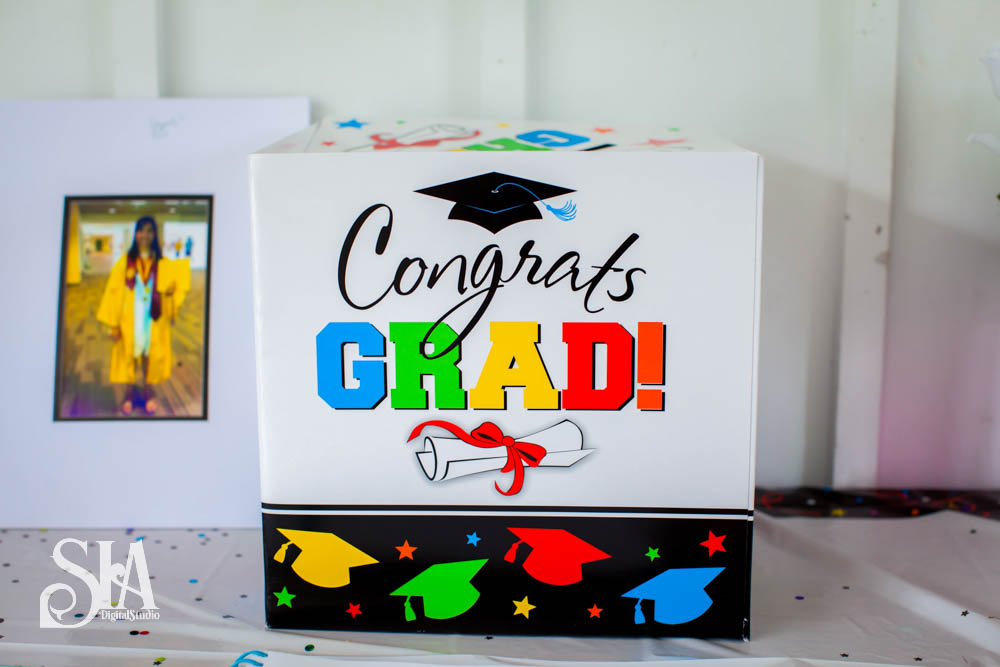 Stunning Graduation Party Ideas and Decorations Your Grad Would Love in 2019!