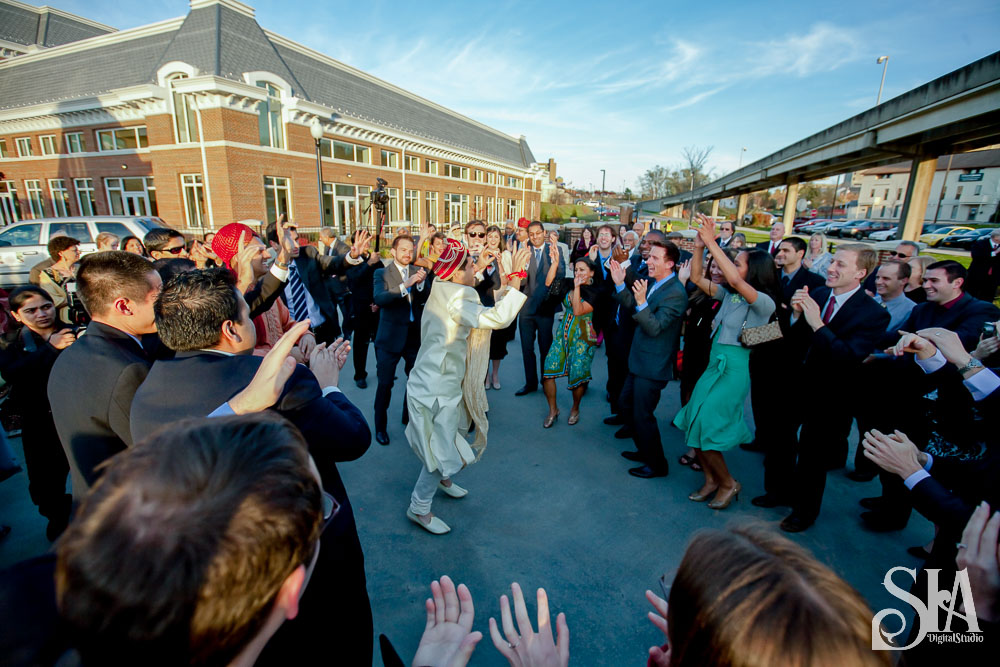 Akshay & Laura | The Classic Indianapolis Wedding