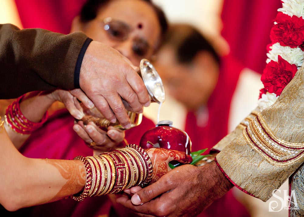 Nanda & Sriram Wedding | We are Loving the Height Difference!