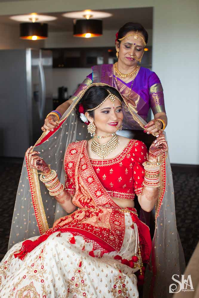 Chintan & Dixita | The Beautiful and Charming Gujarati Couple