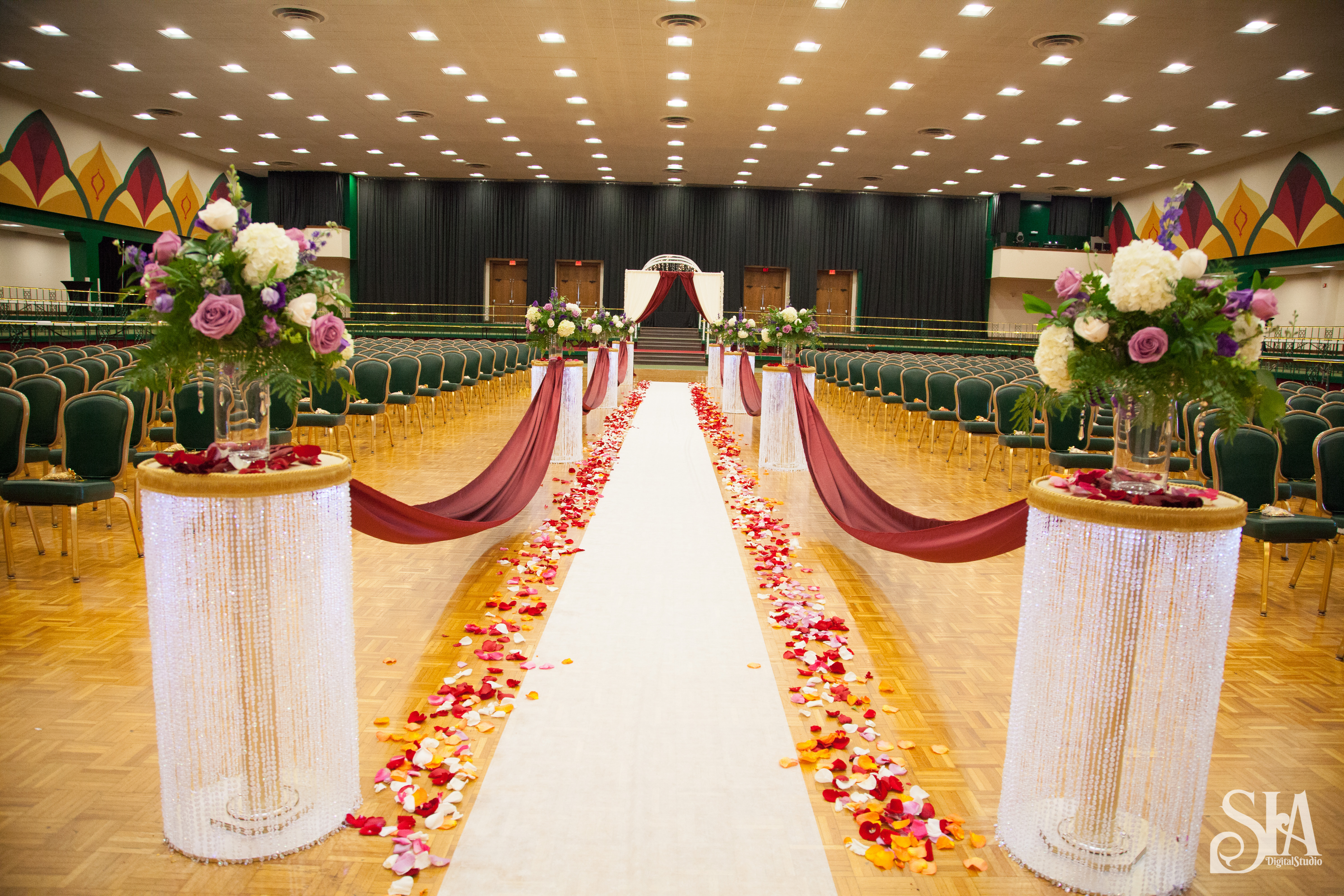 The Art of Wedding Decoration Themes: How to Style a Spectacular Wedding Venue!