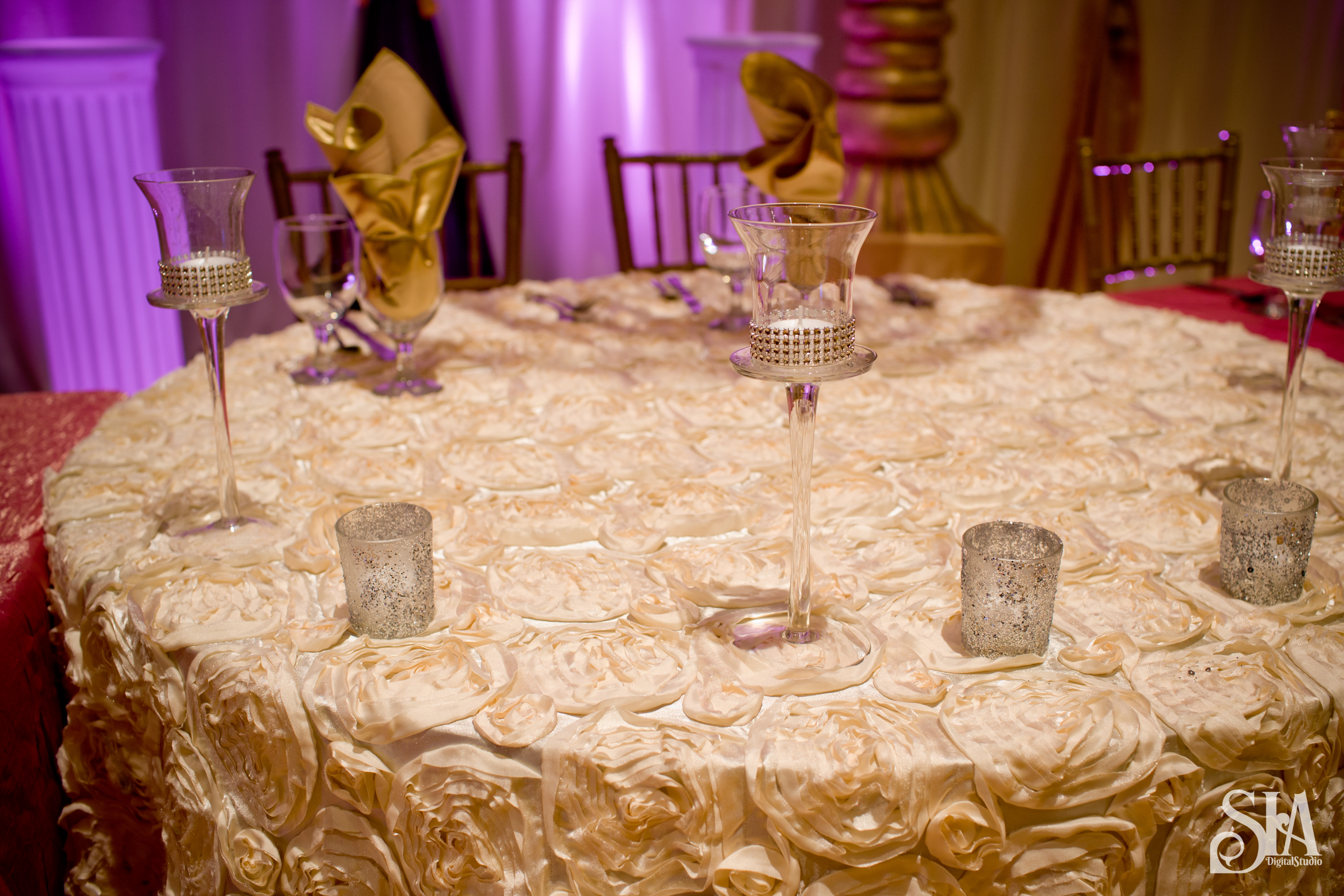 The Art of Wedding Decoration Themes: How to Style a Spectacular Wedding Venue!
